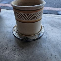 Ceramic Pot 