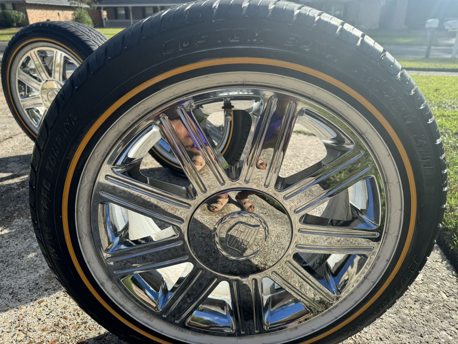 2006 Cadillac Dts Rims Tires