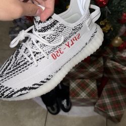 Adidas Yeezy Boost 350 V2 'Zebra'