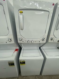 ⚙️ GE Stackable Laundry Center – Refurbished! 🧼