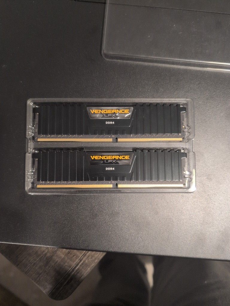 VENGEANCE LPX DDR4 RAM 16GB (2x8GB) 3600MHz CL18-22-22-42 1.35V I