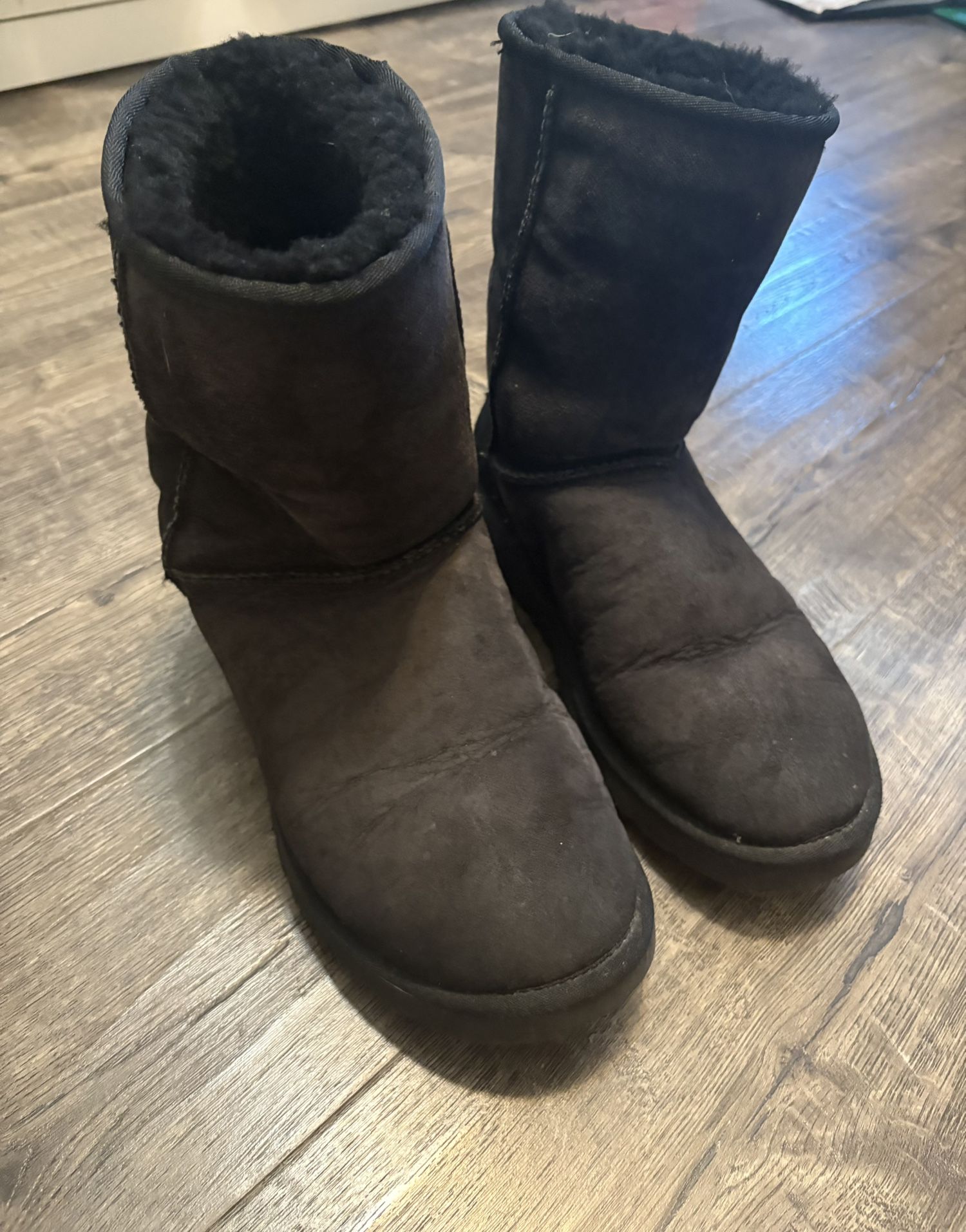 Women’s black UGG boots Size 8
