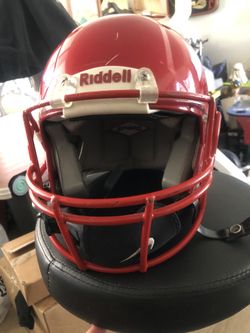 Riddell Speed Victor-i Youth Football Helmet – Scarlet Red – Size Medium