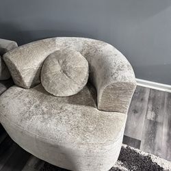Swival Chair