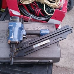 Central Pneumatic 21-degree Framing Nail Gun