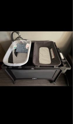 Baby Playard with Bassinet and Changing Table