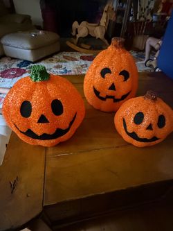 Plastic Halloween Pumpkins