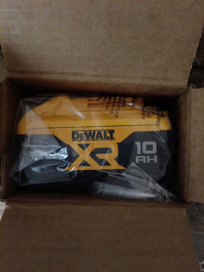 DeWalt XR 20v Batteries With Chargers