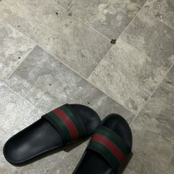 gucci slides