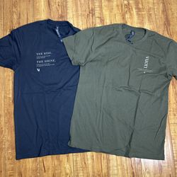 Like new Vuori Mens Wordmark Logo Tee Size Medium Olive Black Cotton BUNDLE