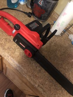 Electric chainsaw
