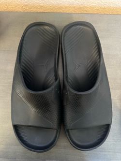 Jordan slides men’s size 12