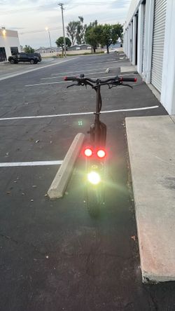 Electric scooter