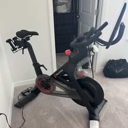 Peloton Bike (PLTN-RB1VQ)
