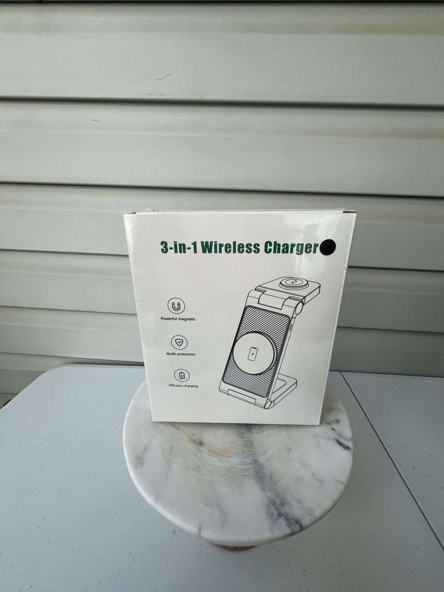 NEW GEJIUCAI Magnetic 3-in-1 Wireless Charger, New In Box Sealed.