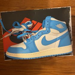 Nike Air Jordan 1 Retro High OG UNC Blue White Leather High-Top Sneaker (Size 7Y)