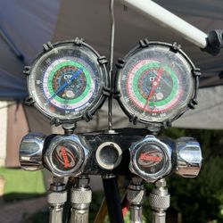 BlackMax 2-Valve Manifold Gauge Set For HVAC 