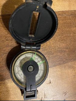 Vintage Engineer Directionally  Compass
