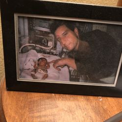 Frame - Note Taking Care Of Special Needs Son No Time To Sit On Phone And Call Unemployment , Do You Job Governor