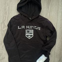 LA Kings Kids sweater Size 6/7 