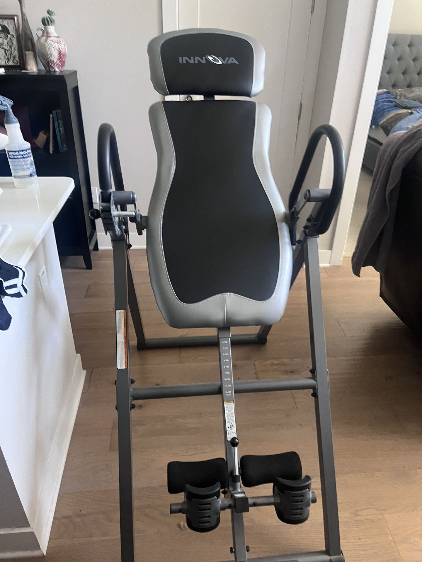 Inova Inversion Table