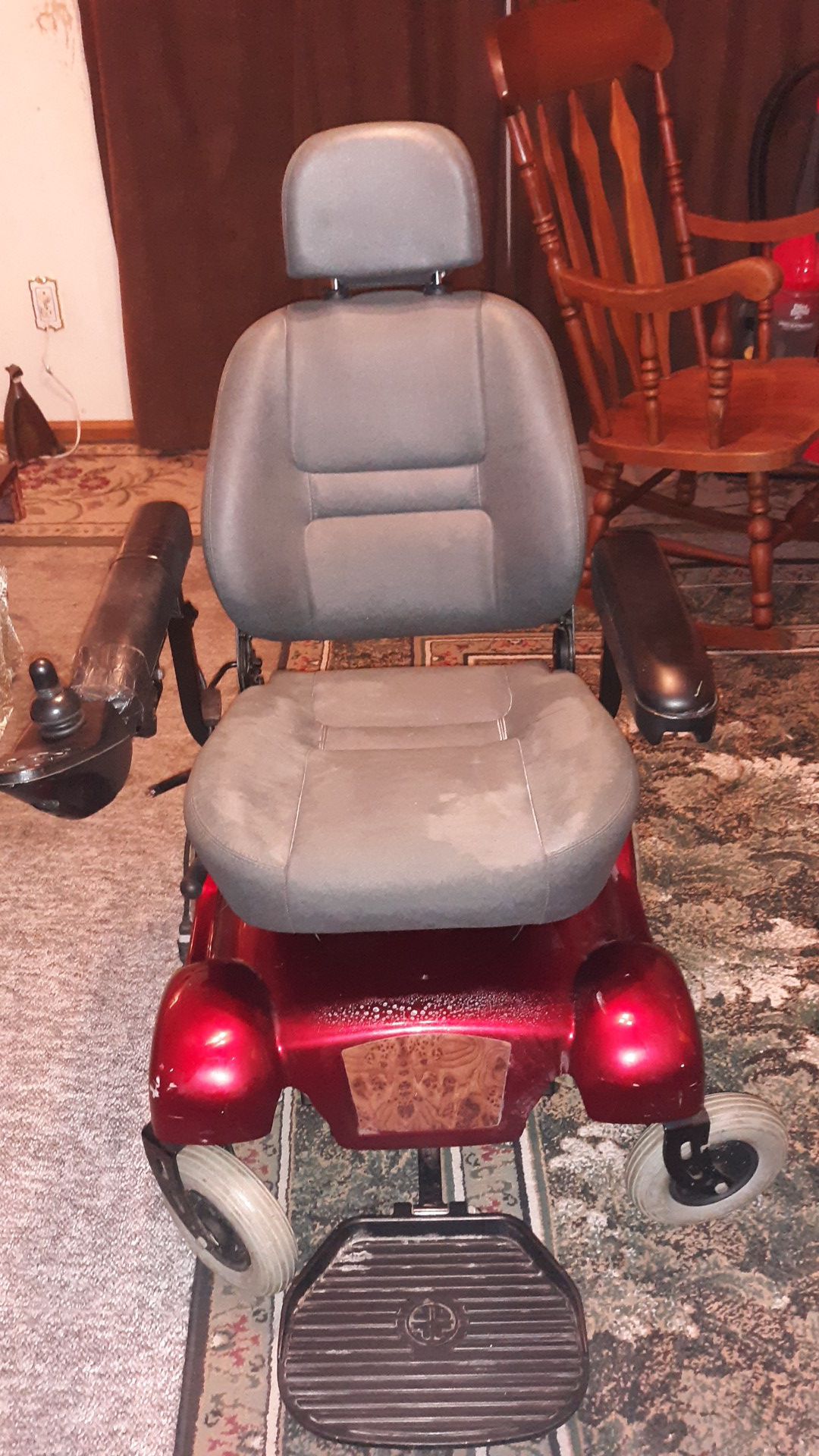 MERITS electric wheelchair