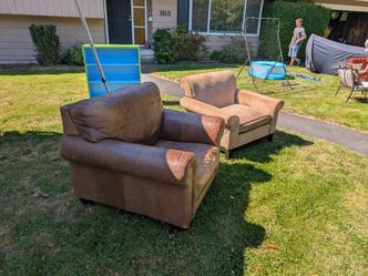Yard Sale in Bigelow neighborhood Olympia!