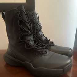 Men’s Boots