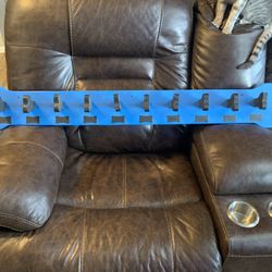 Dog Groomer, Leash Holder