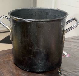 Large Heavy‑Duty Cooking Pot – 16–18qt
