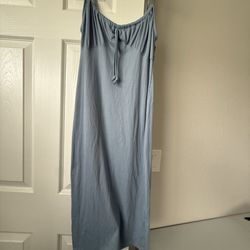 Women’s medium dress