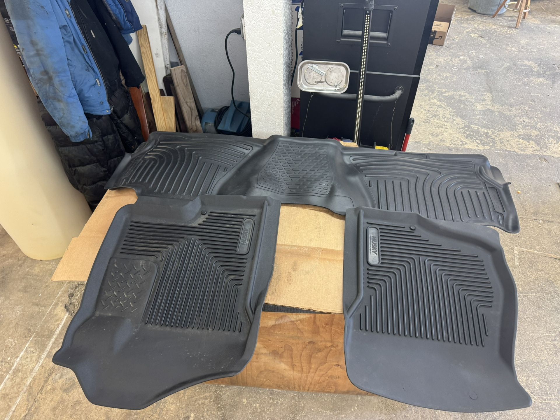 Chevy floor Mats / husky