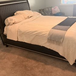 Queen Bed