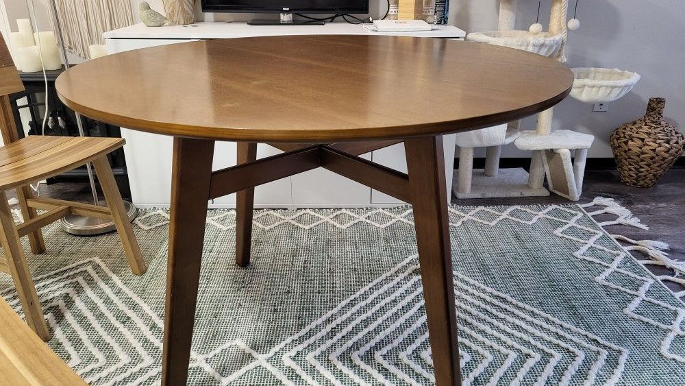 round wooden table
