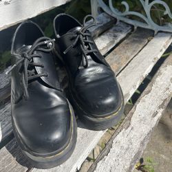 Doc Martens Oxfords 8M