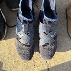 L James Nike Size 13