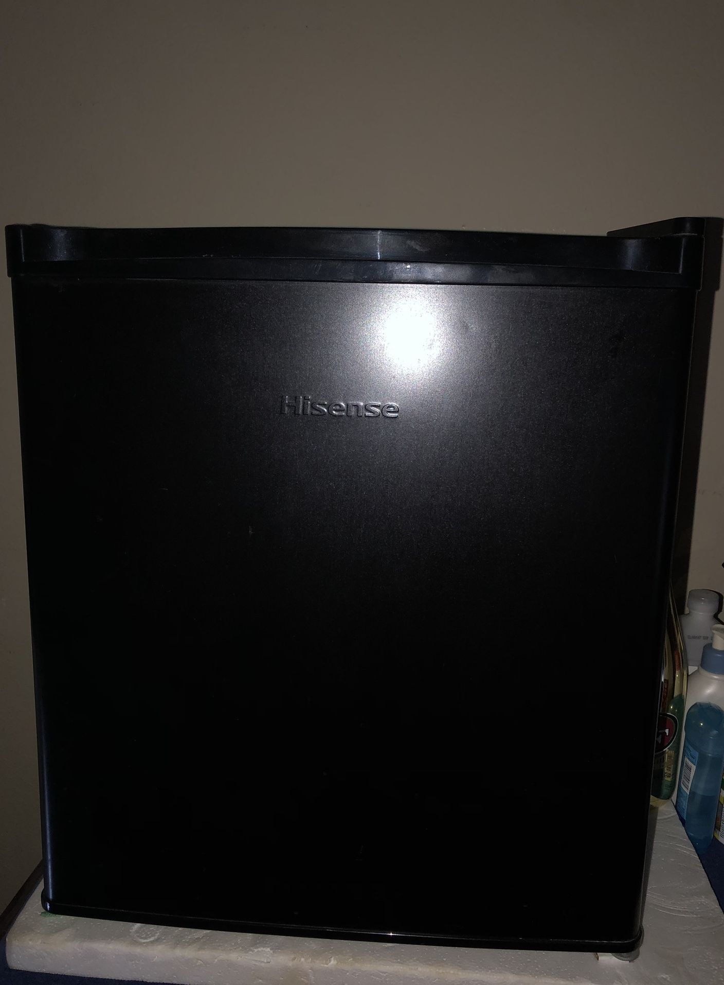 Hisense Mini Fridge