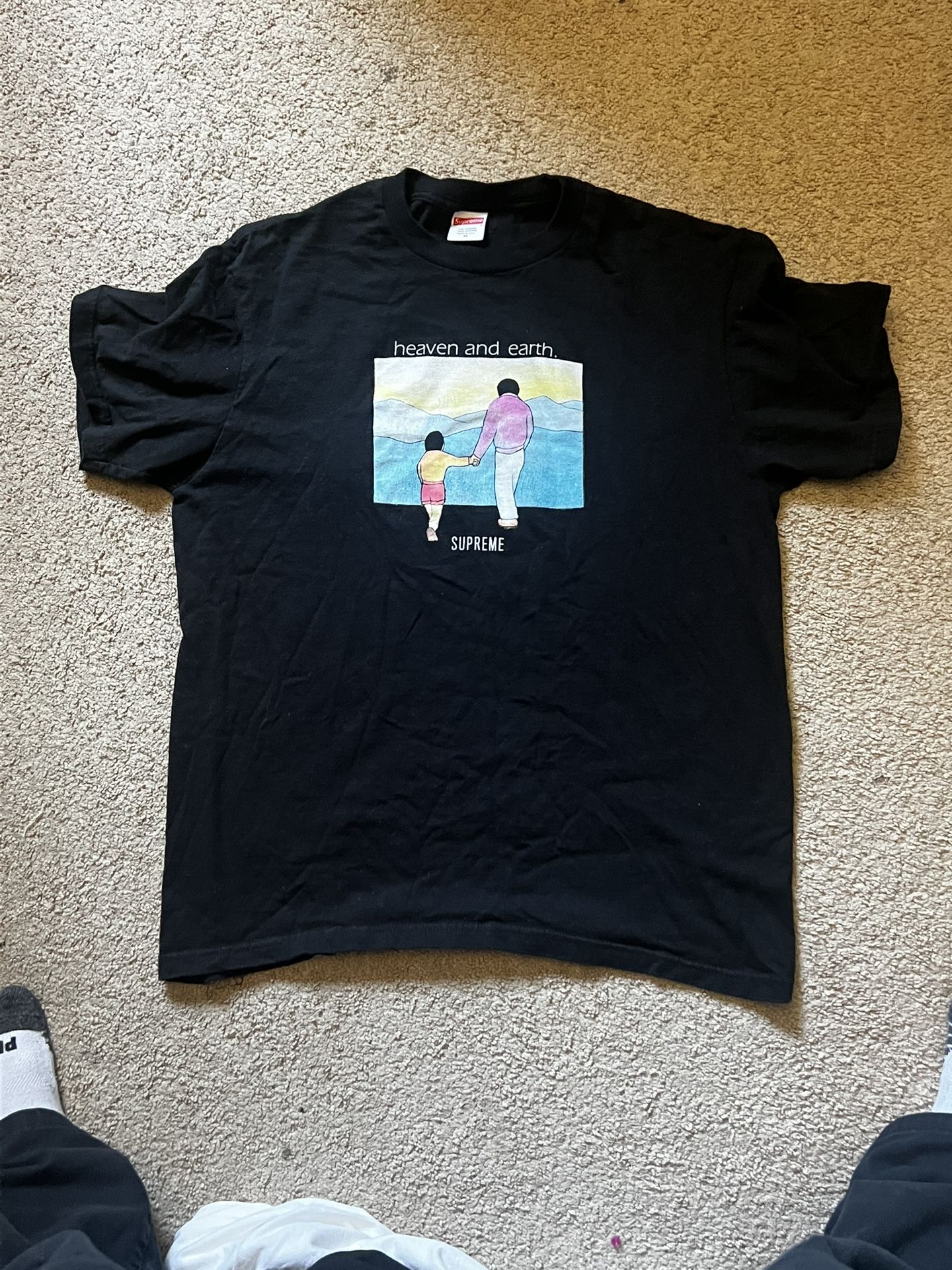 Supreme. Tee 