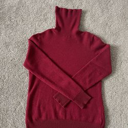 $20 Halston 100% Merino Wool Turtleneck Sweater Women’s Size Small