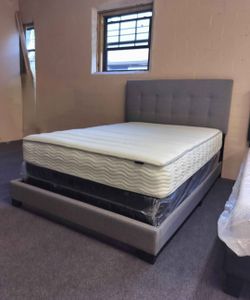 Full size bed