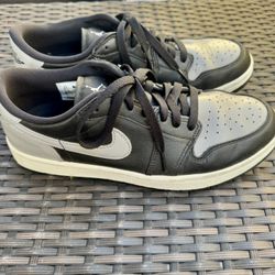 Jordan 1 Retro Low Golf Size 8.5