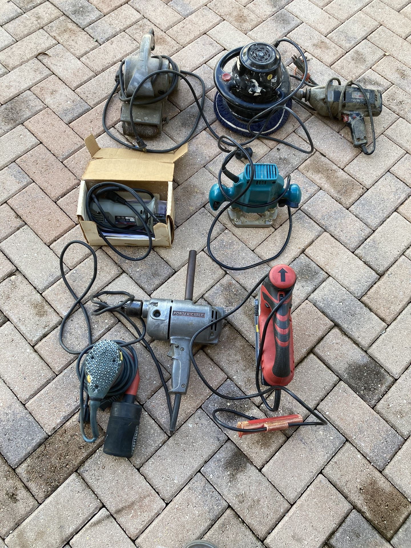 Porter cable , Craftsman, Skil, Makita,  Power Tools(Lot of 7)