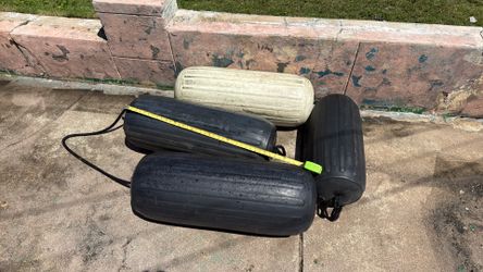 Fenders bumpers boat Taylor made