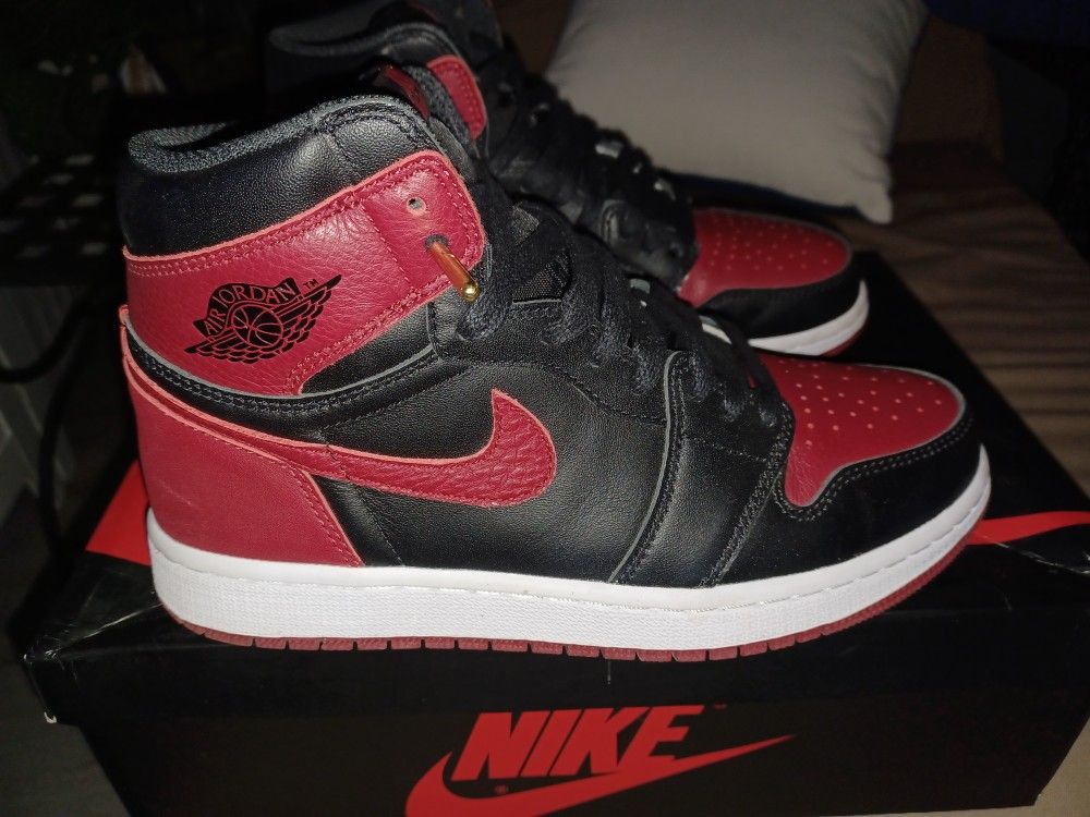 Jordan 1 Bred Banned (2016)