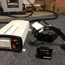 Magnum 1000W Inverter with switches & cables 