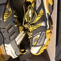 balenciaga track yellow and gray