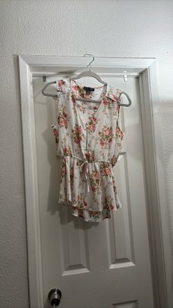 Woman’s Shirt Medium