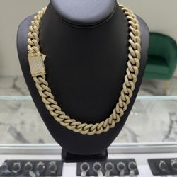 Bussdown cuban Chain 