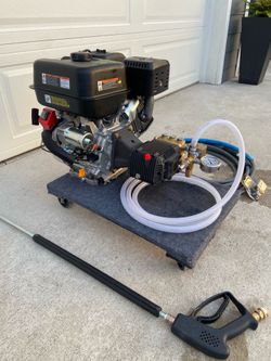 5.7 GPM 3200 PSI pressure washer with NEW engine