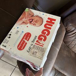 Huggies Dipers